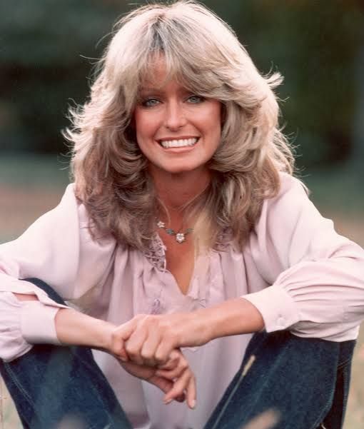 Iconic Feathered Ash Blonde Blowout Iconic Feathered Ash Blonde Blowout — 70s Hairstyles