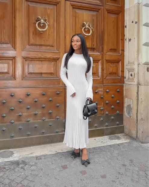 Elegant Ribbed Knit Midi Dress for Evening Sophistication Elegant Ribbed Knit Midi Dress for Evening Sophistication — Rome Outfits