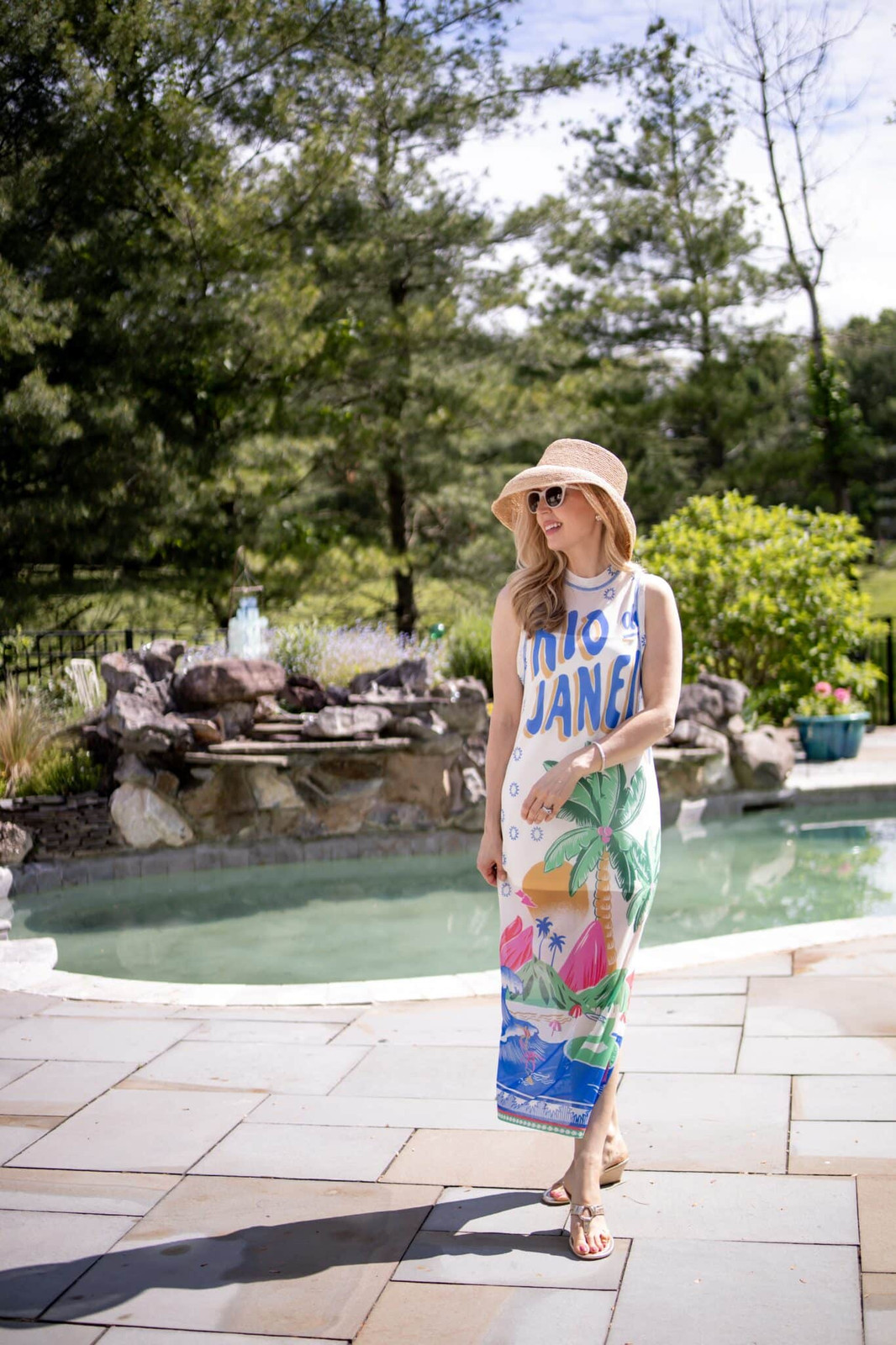 Vibrant Graphic Print Midi Dress for Sightseeing — Vacation Dresses