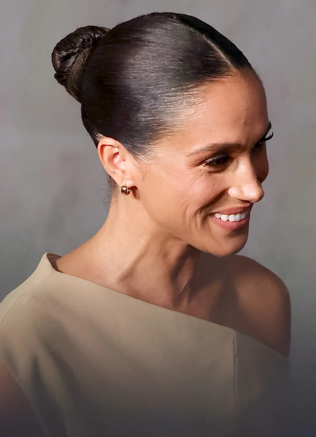 Dark Brown Visual Idea Dark Brown Visual Idea — Ballerina Bun
