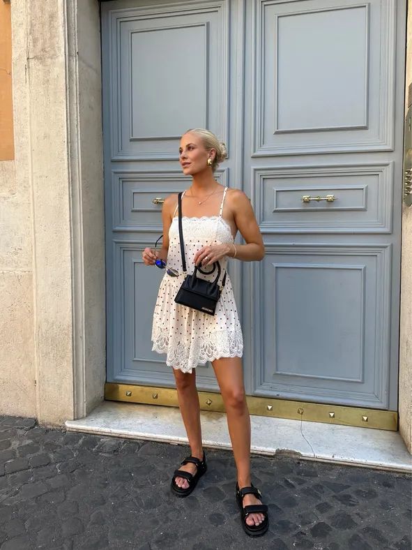 Polka Dot Mini Dress with Chunky Sandals for City Strolls Polka Dot Mini Dress with Chunky Sandals for City Strolls — Rome Outfits