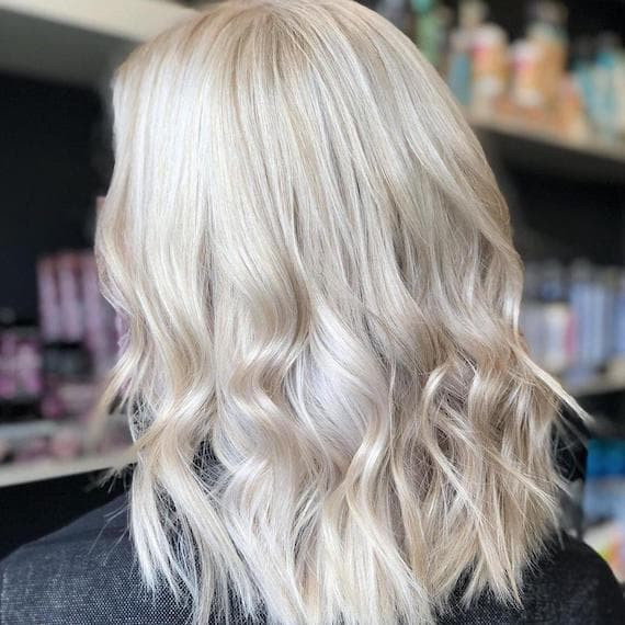 Visual Idea Visual Idea — Blonde Hair Over 40