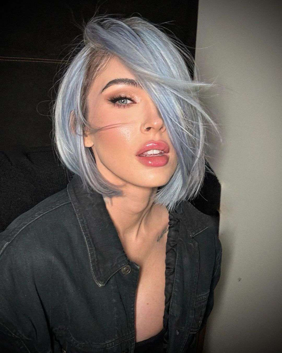 Sharp Blunt Gray Bob With Middle Part