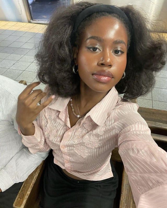Layers Mid-Back Volume And Shine Blowout Layers Mid-Back Volume And Shine Blowout — Blowout Natural Hair