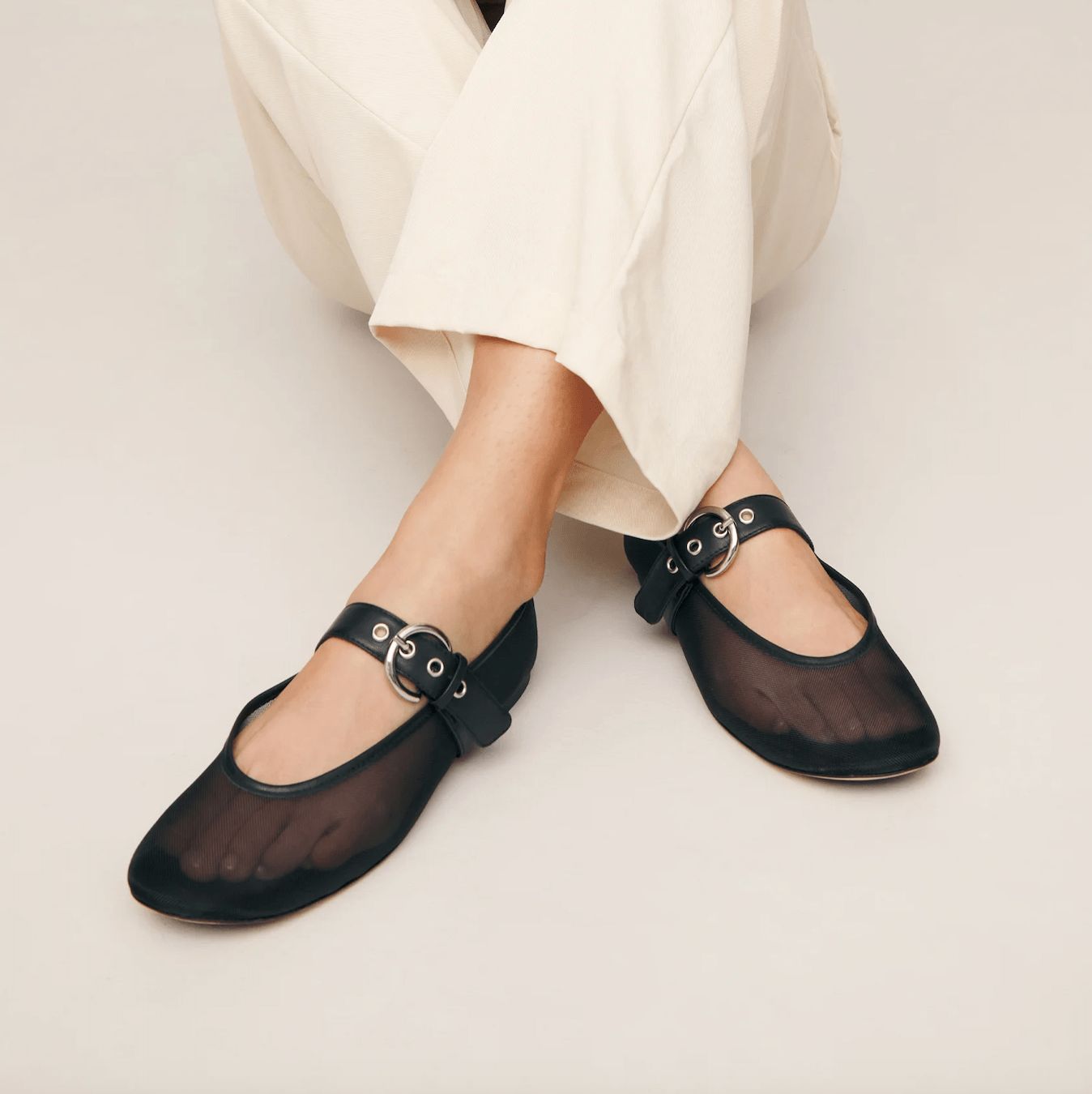 Pointed-Toe Black Mesh Flats with Adjustable Buckle Straps Pointed-Toe Black Mesh Flats with Adjustable Buckle Straps — Mesh Ballet Flats Outfits