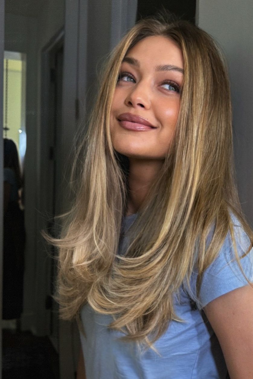 Gigi Hadid's Heart-Shaped Layers Are a Hot Hack for Big, Bouncy Hair | Vogue