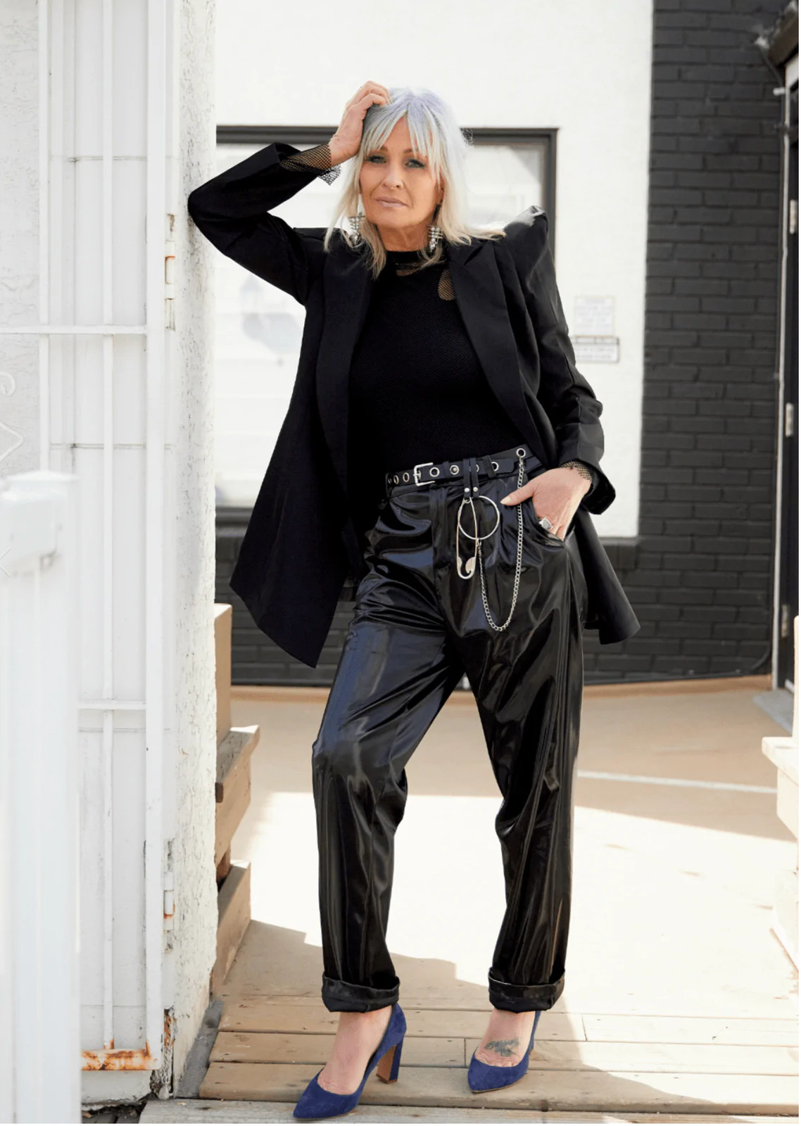 Edgy Evening Look with Shiny Trousers and Chain Belt Detail — Belt Outfits