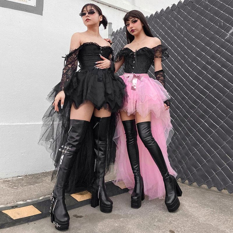 Fairy Wings and Ripped Stockings Amplify Grunge Aesthetic Fairy Wings and Ripped Stockings Amplify Grunge Aesthetic — Fairy Grunge Outfits