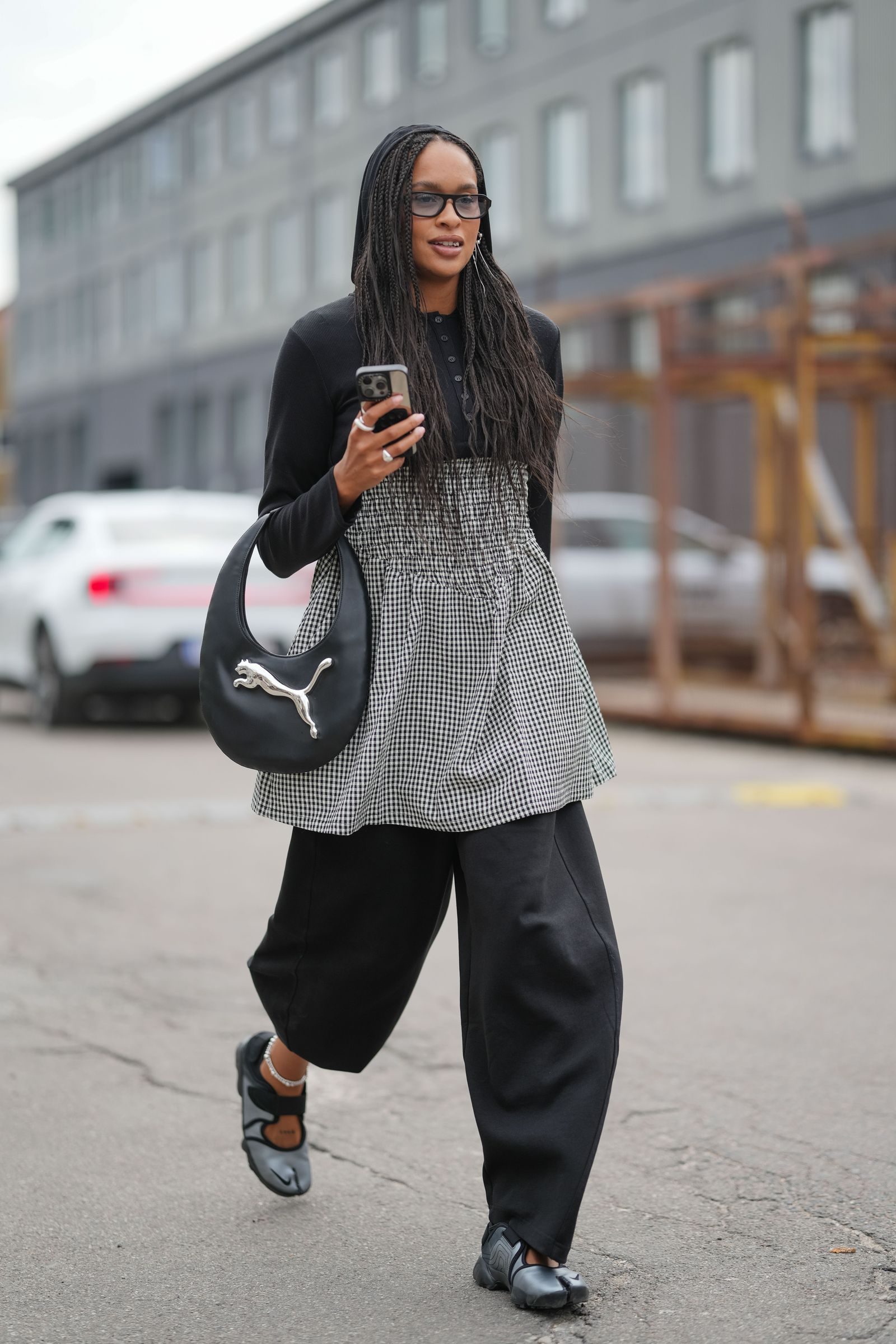 Bold Black and White Gingham Street Style — Monochrome Outfits