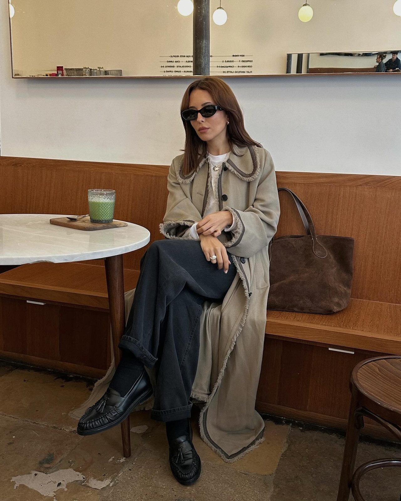 Relaxed Sophistication: Black Loafers with Dark Jeans and an Oversized Trench — Loafers with Jeans Outfits