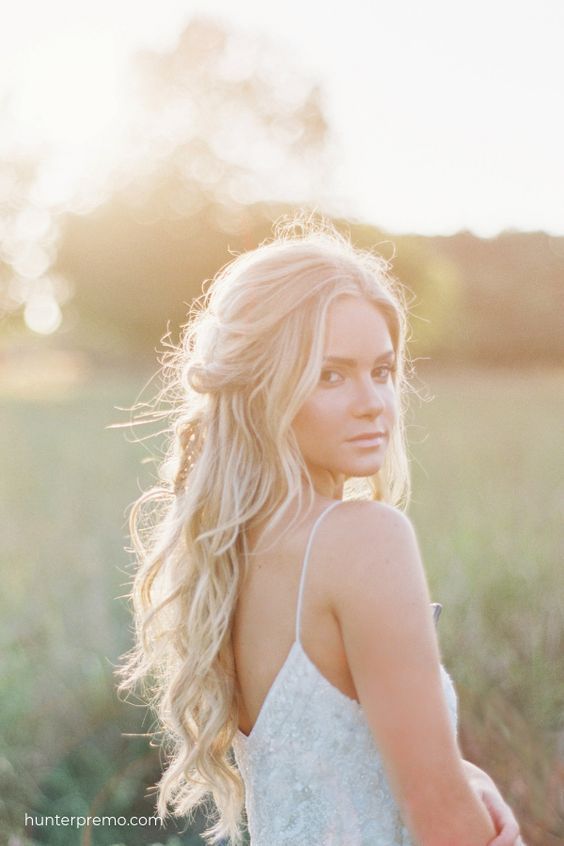 Half-Up, Half-Down With Delicate Veil — Natural Hair Wedding Styles