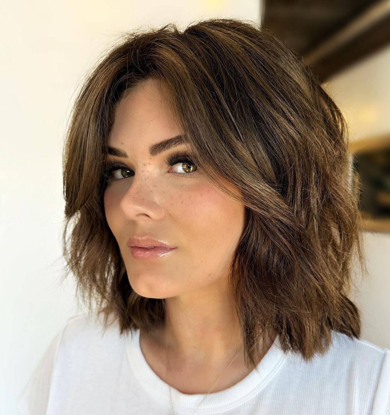 Chin To Collarbone Visual Idea — Shoulder Length Haircuts