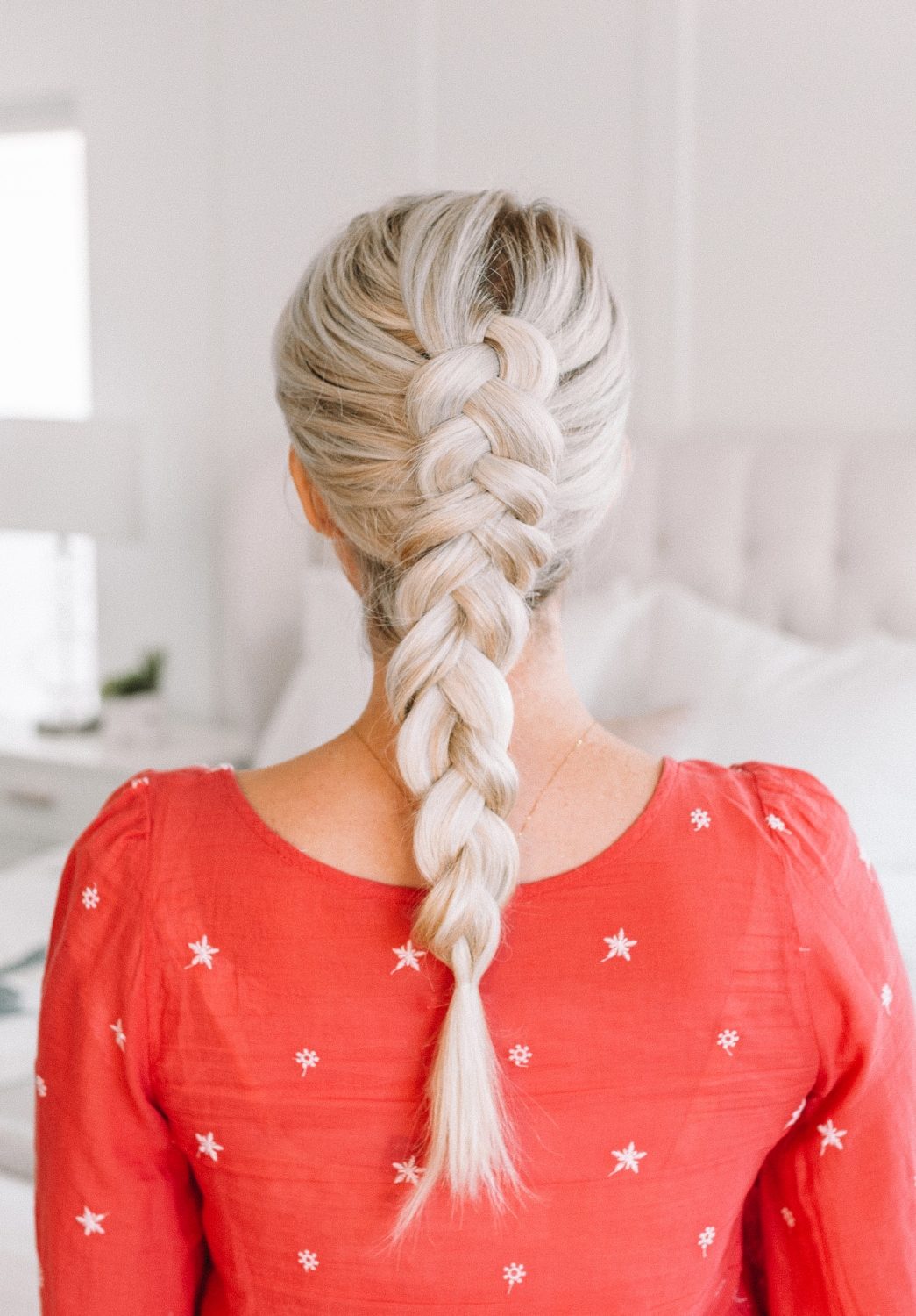 Voluminous Single Dutch Braid