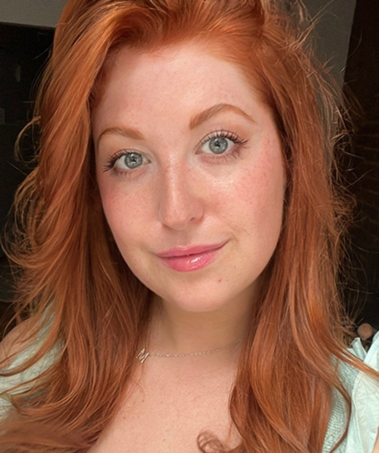 Visual Idea Visual Idea — Natural Red Hair