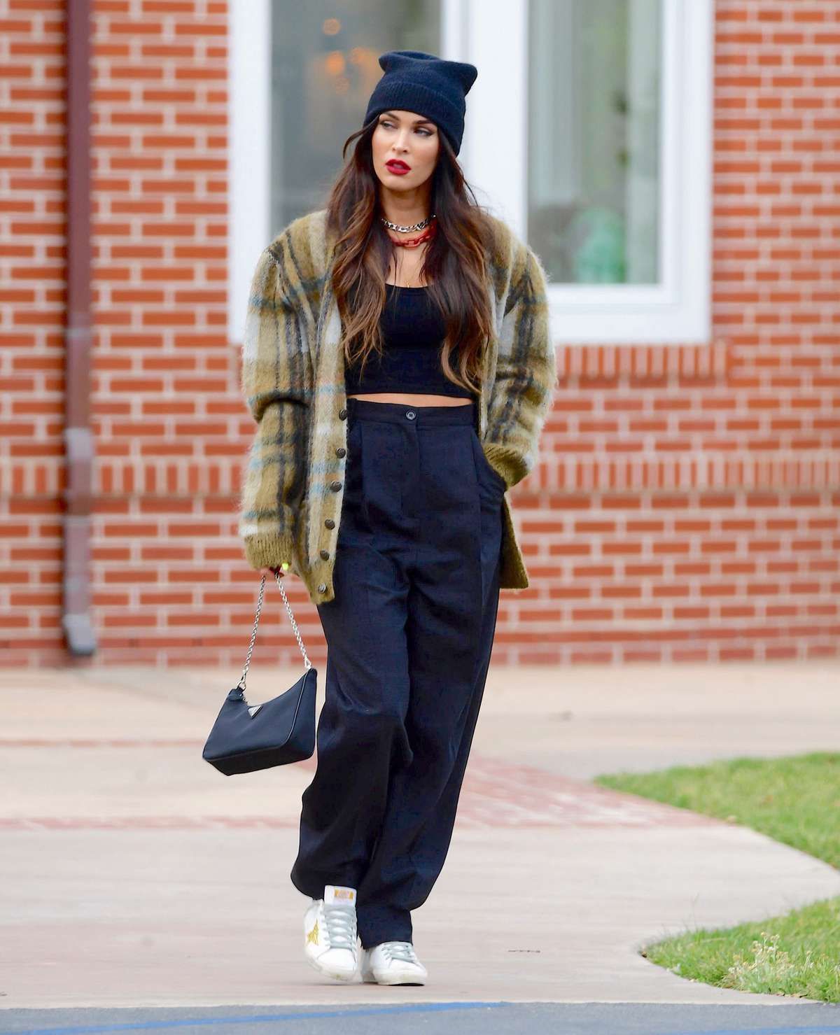 Outfit Golden Goose High Tops Street Style Golden Goose Sneaker Outfit Street Style Golden Goose