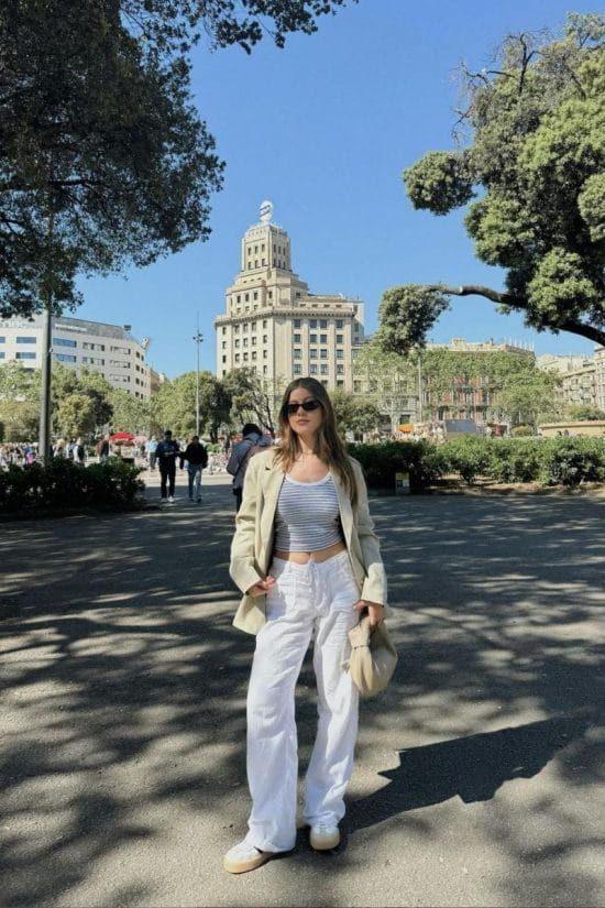 Relaxed Linen Pants and Blazer for Daytime Adventures — Barcelona Outfits