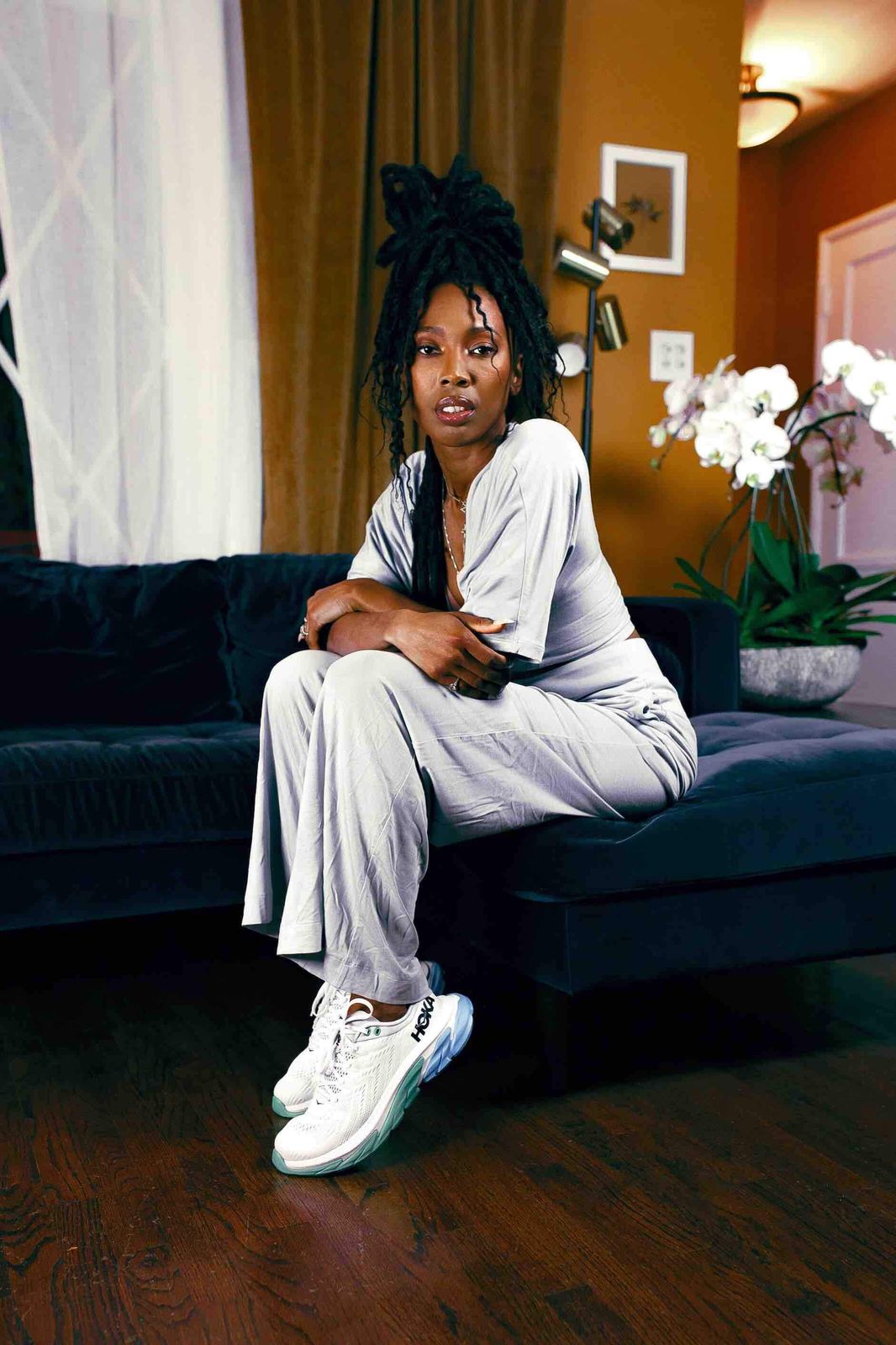 Relaxed Loungewear Paired with White Hoka Sneakers Relaxed Loungewear Paired with White Hoka Sneakers — Hoka Outfits