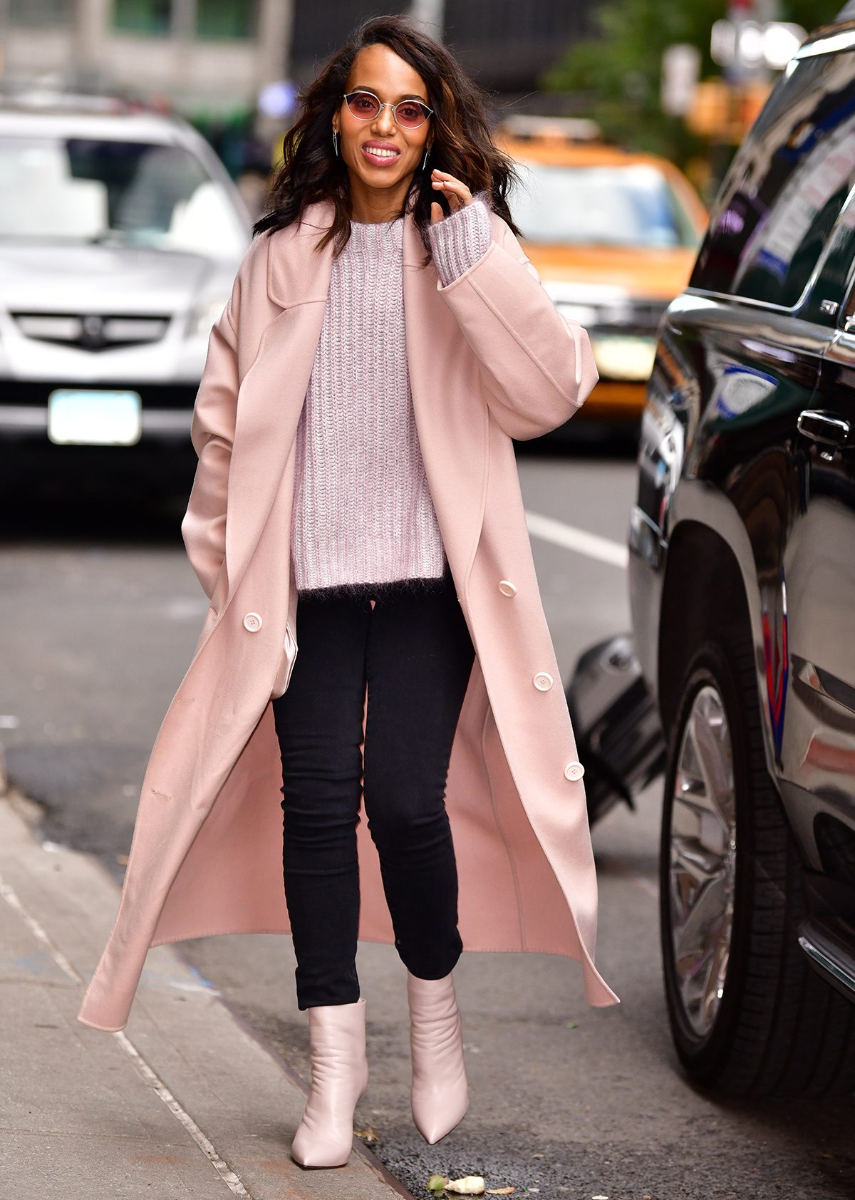Black Skinny Jeans Paired with a Grey Knit and Pale Pink Coat — Skinny Jeans Outfits