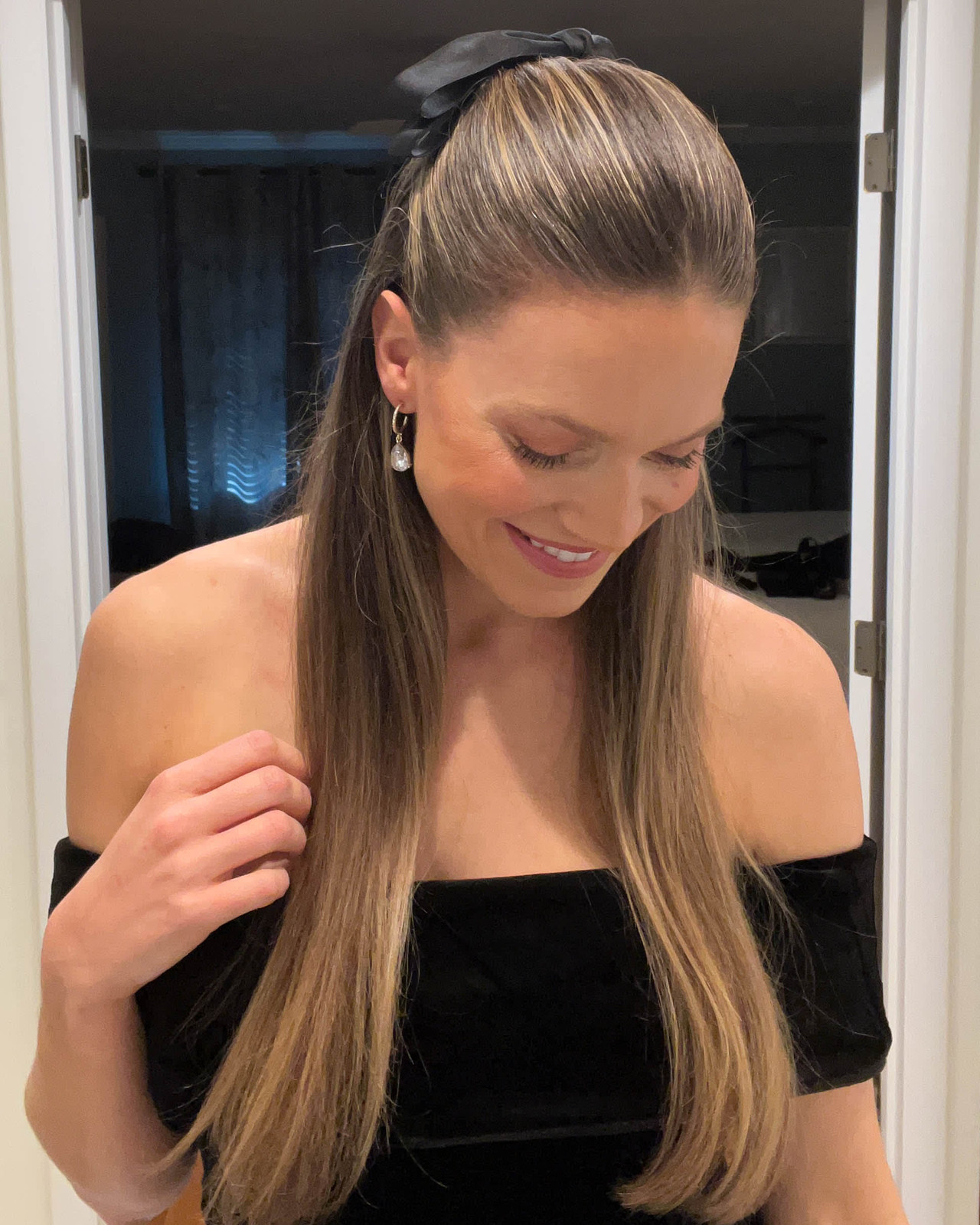 Half Up With Wispy Bangs And Black Bow Half Up With Wispy Bangs And Black Bow — Hair Bow Ponytail