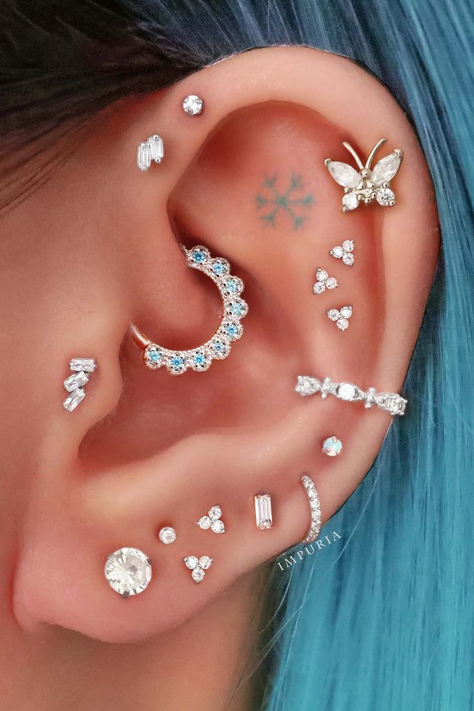 Silver Scalloped Hoop with Blue Stones and Ear Cuff Silver Scalloped Hoop with Blue Stones and Ear Cuff — Ear Piercing Ideas