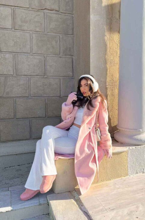 Faux Fur Coat Styled Over a Ribbed Crop Top Faux Fur Coat Styled Over a Ribbed Crop Top — Light Feminine Outfits
