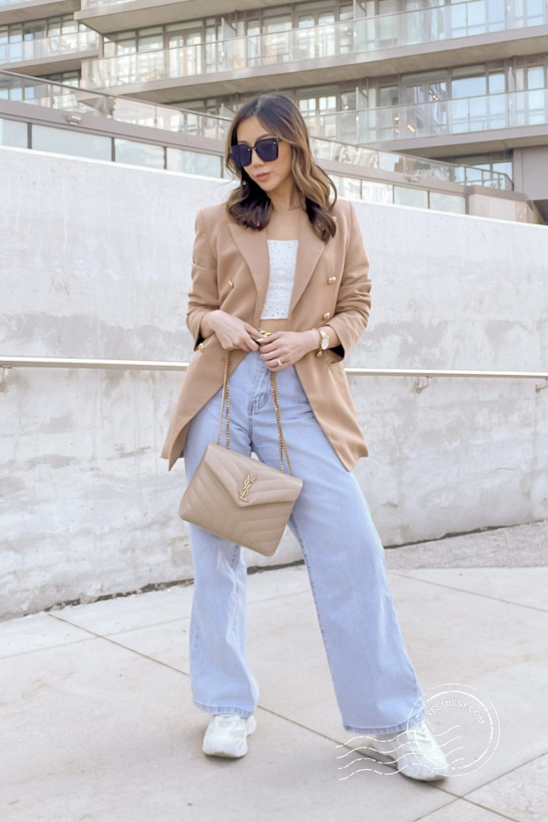 Casual Chic: YSL Bag with Blazer, Crop Top, and Wide-Leg Jeans — YSL Bag Outfits