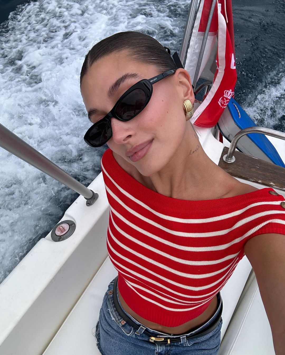 Striped Off-the-Shoulder Top and Denim Shorts for Casual Boat Days Striped Off-the-Shoulder Top and Denim Shorts for Casual Boat Days — Boat Outfits