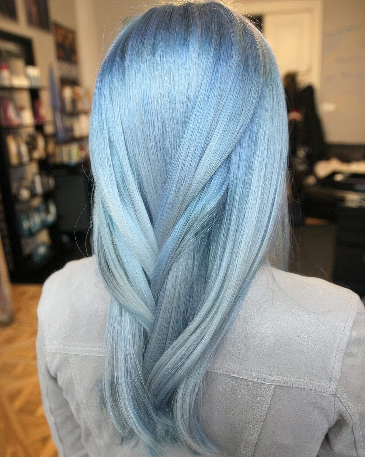 26 Fabulous Blue Pastel Hair Ideas - Styleoholic