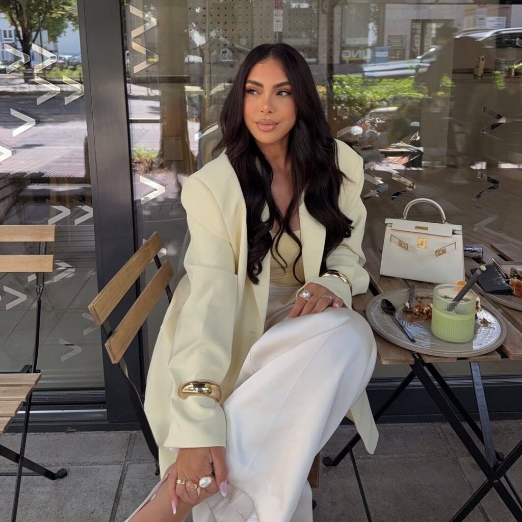 Cream Linen Suit with Yellow Camisole for a Chic Coffee Date Cream Linen Suit with Yellow Camisole for a Chic Coffee Date — Coffee Date Outfits