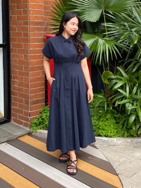 Navy Blue Shirt Dress with Pleated Skirt and Platform Sandals — Shirt Dress Outfits