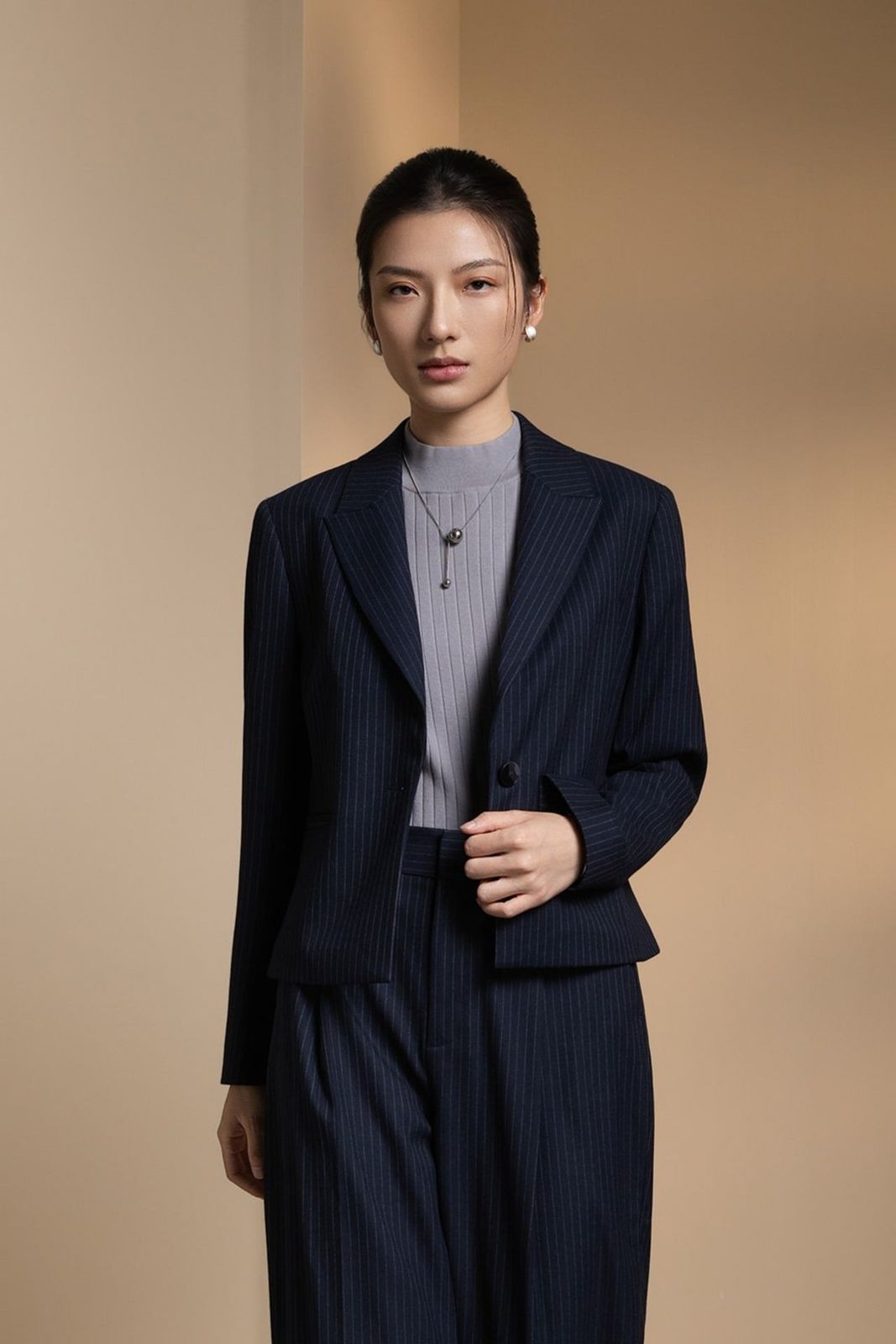 Sharp Pinstripes: Modern Suit for a Polished Internship Sharp Pinstripes: Modern Suit for a Polished Internship — Internship Outfits