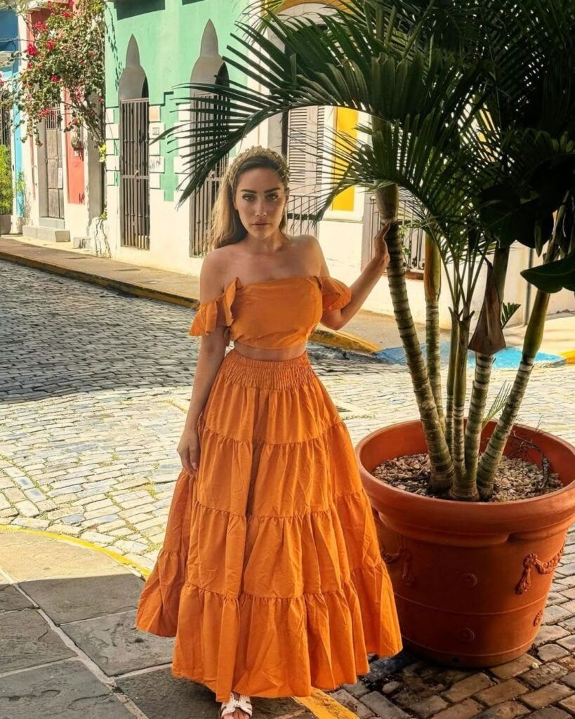 Orange Off-the-Shoulder Set for Daytime Casual Orange Off-the-Shoulder Set for Daytime Casual — Puerto Rico Outfits