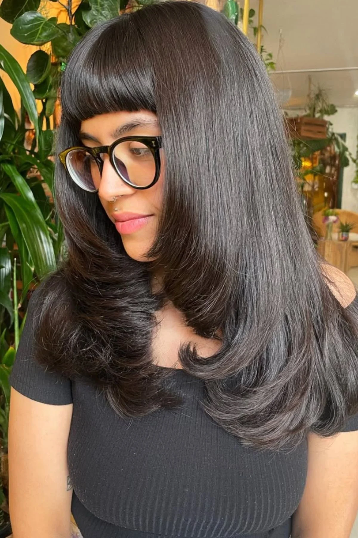 Long Straight Hair Blunt Bangs — Bangs for Round Face