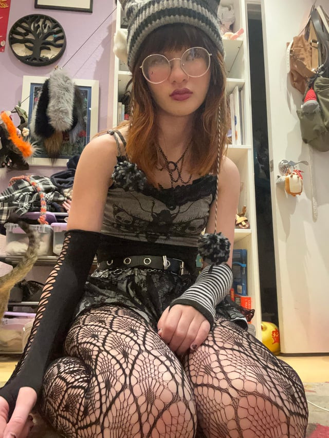 Layered Textures with Graphic Tank and Arm Warmers Layered Textures with Graphic Tank and Arm Warmers — Fairy Grunge Outfits