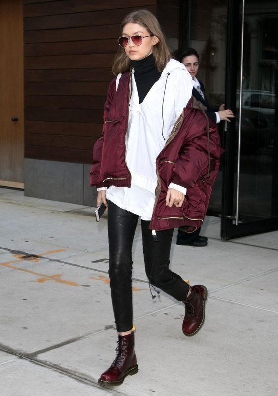 Casual Streetwear Outfit Idea Casual Streetwear Outfit Idea — Doc Martens Outfits