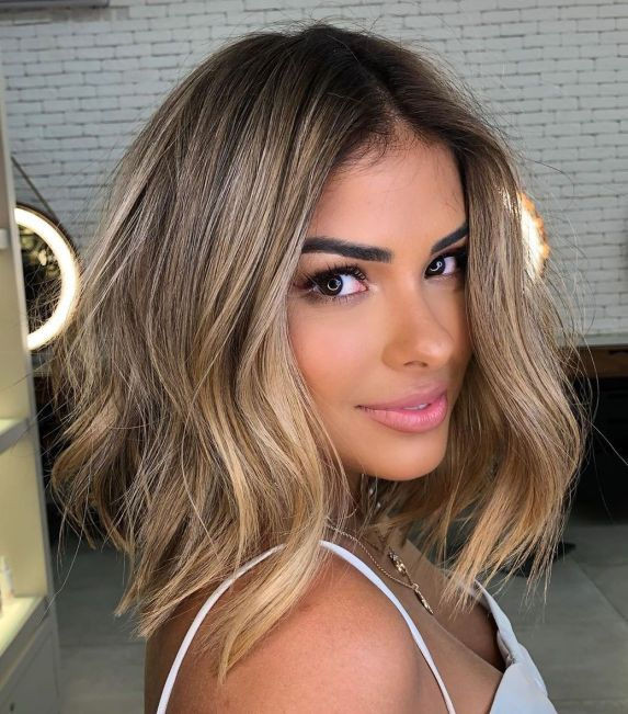 Short Bob With Side Bangs and Blonde Balayage Short Bob With Side Bangs and Blonde Balayage — Black Hair Balayage
