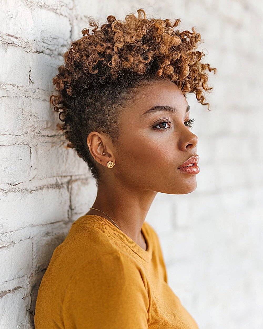 Tapered Cut With Honey Blonde Curls — Big Chop Hairstyles