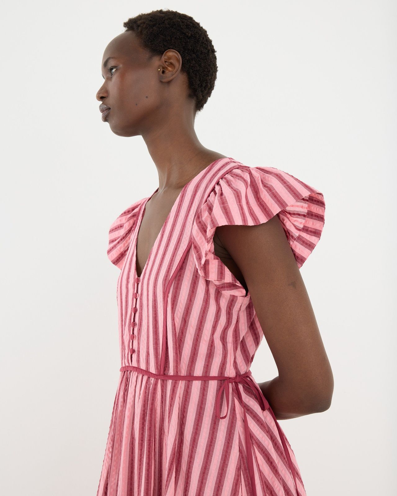 Daywear Midi Dress with Ruffled Sleeves and Belt Daywear Midi Dress with Ruffled Sleeves and Belt — Striped Dresses