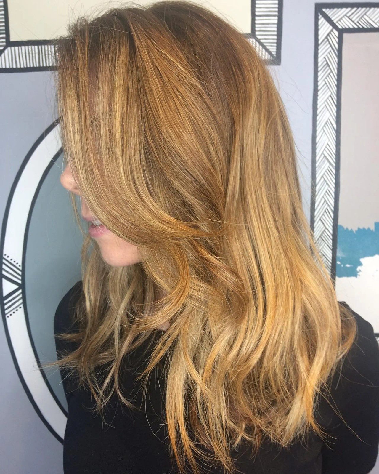 Shoulder Visual Idea Shoulder Visual Idea — Caramel Highlights