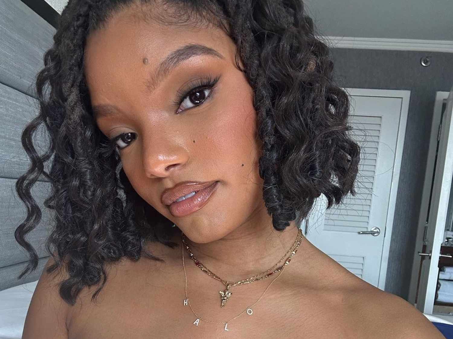 Shoulder-Length Bob With Curtain Bangs — Loc Bob