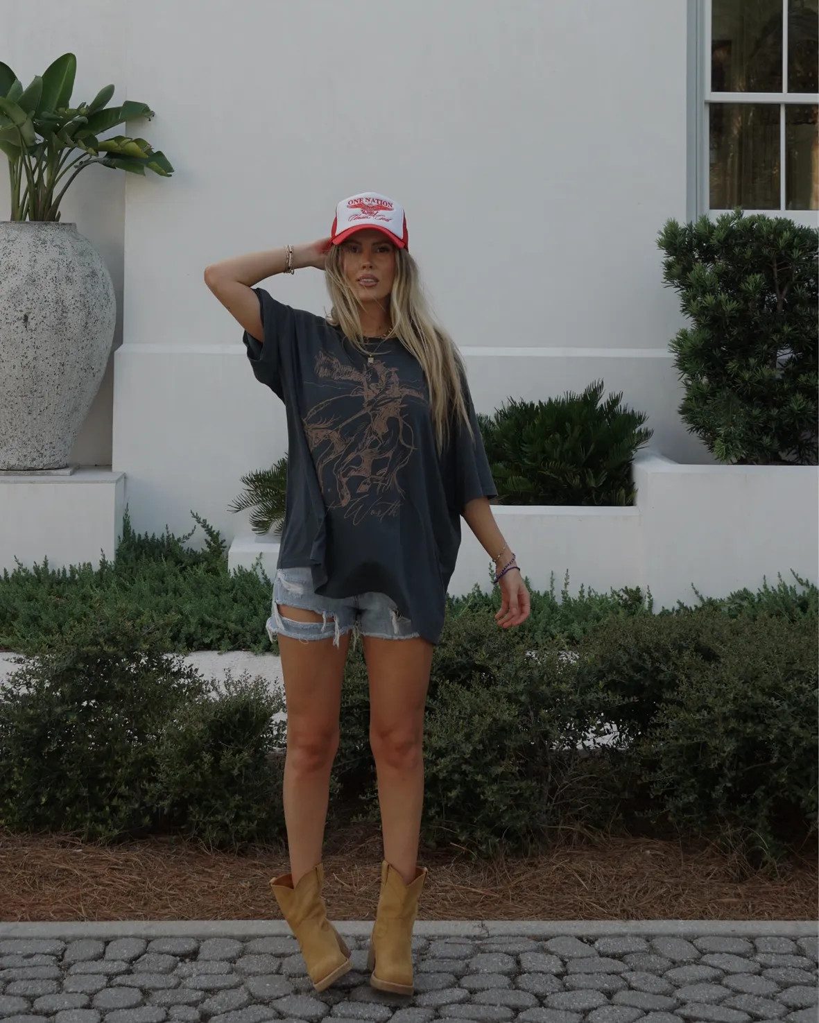 Distressed Denim Shorts and Trucker Hat Combo Distressed Denim Shorts and Trucker Hat Combo — Trucker Hat Outfits