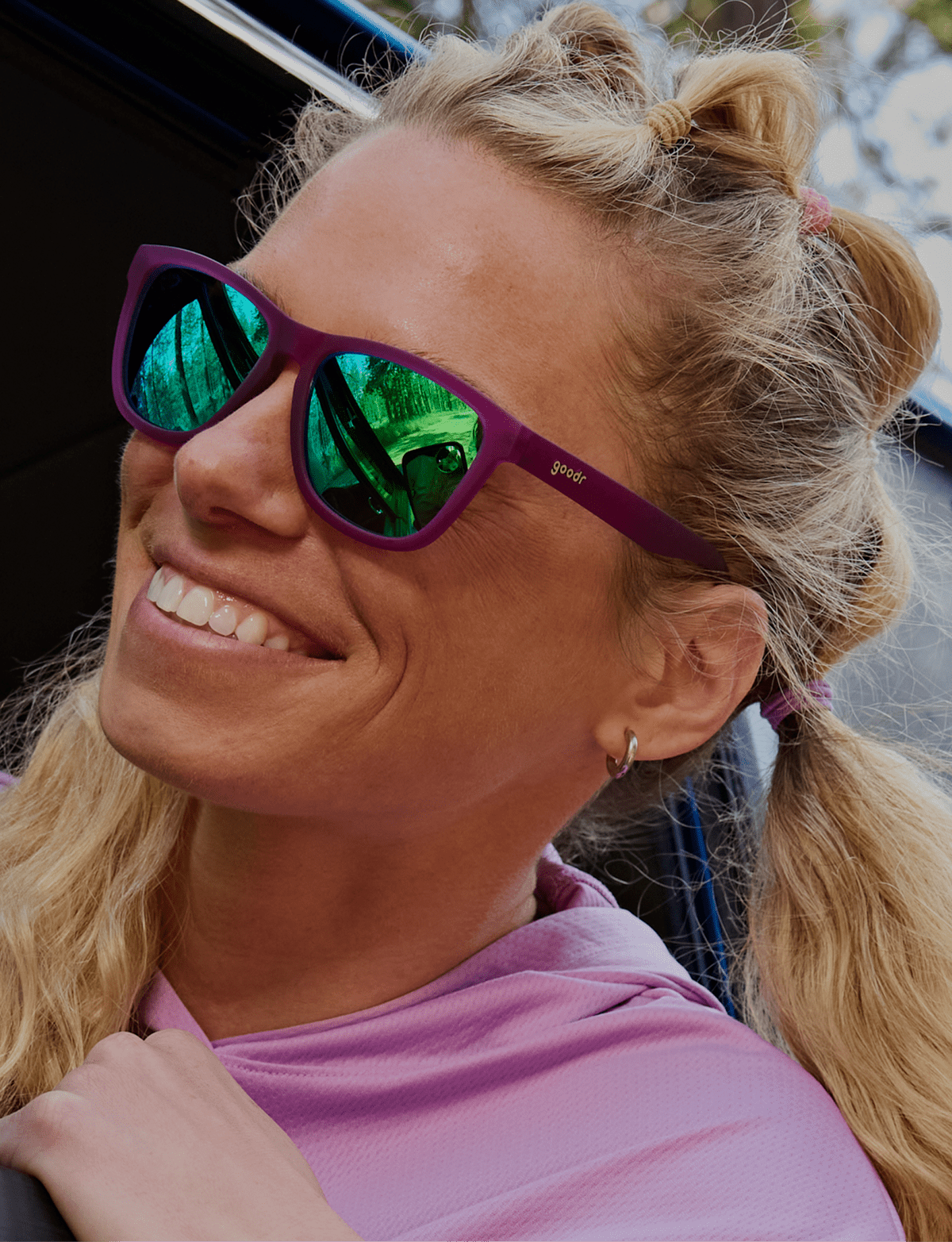Casual Outdoor Outfit Idea — Sunglasses