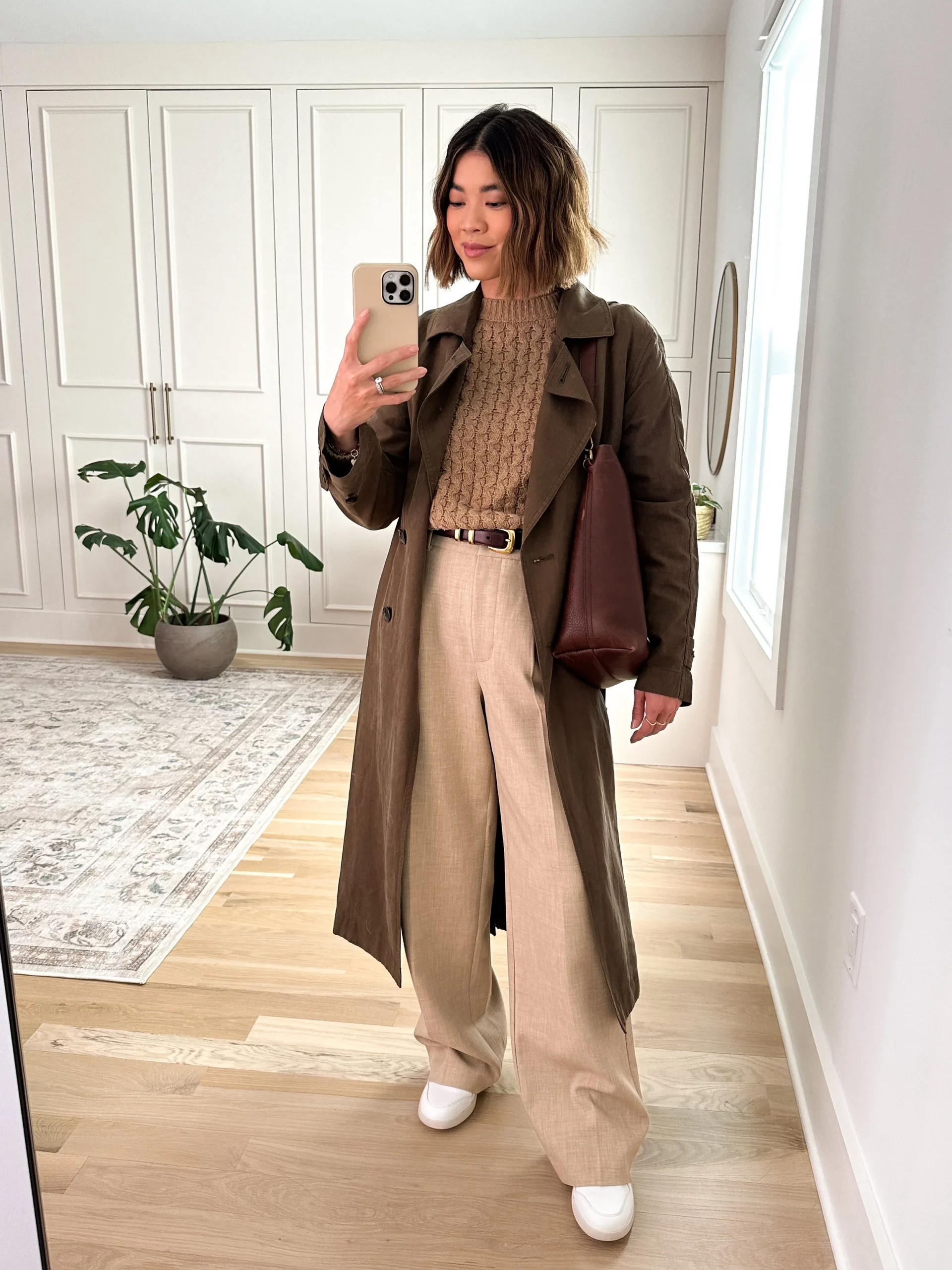 Neutral Toned Trench Coat Ensemble for Everyday Style — Aritzia Outfits