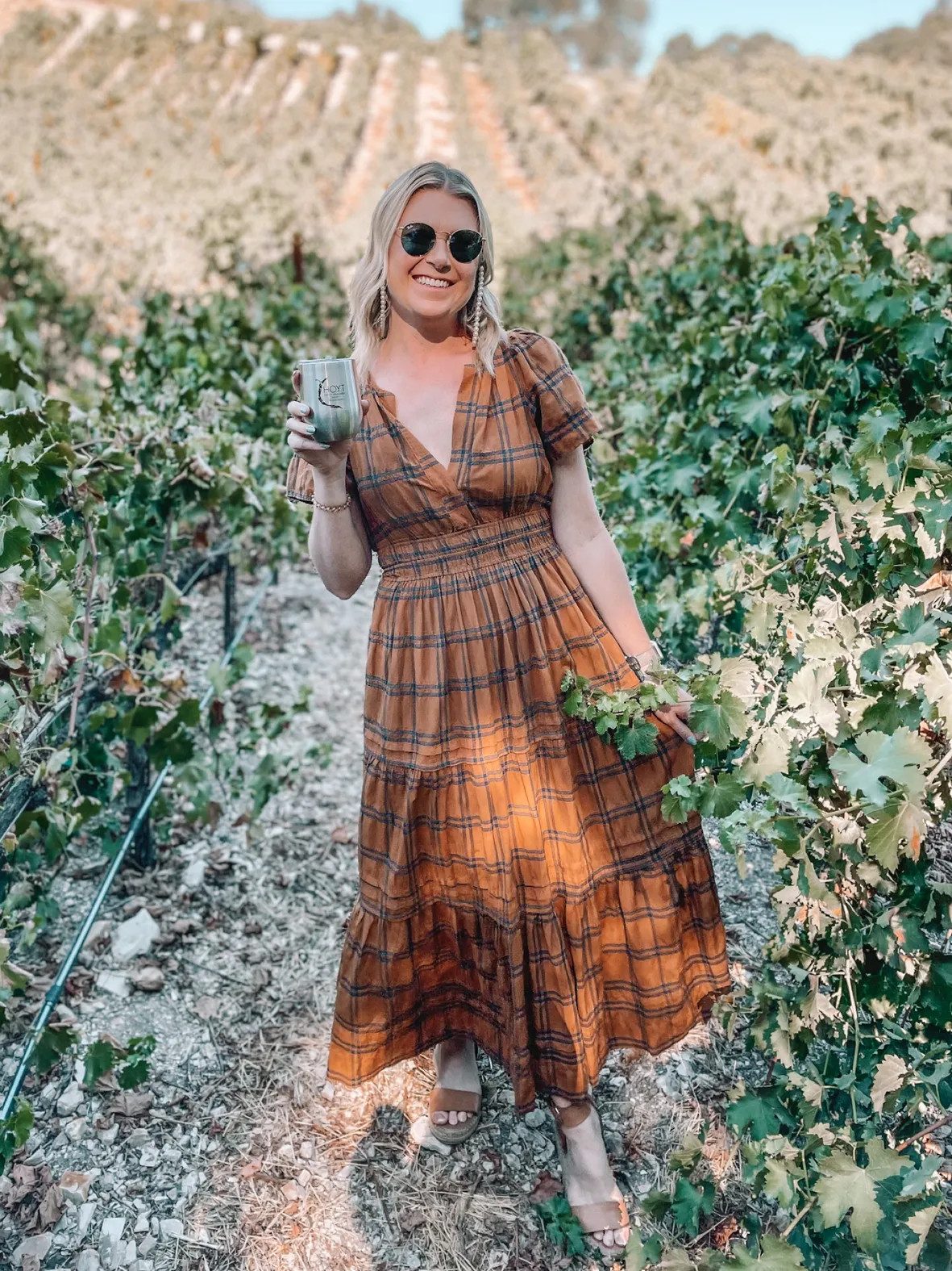 Brown Plaid Midi Dress with Statement Earrings for Wine Tasting Brown Plaid Midi Dress with Statement Earrings for Wine Tasting — Wine Tasting Outfits