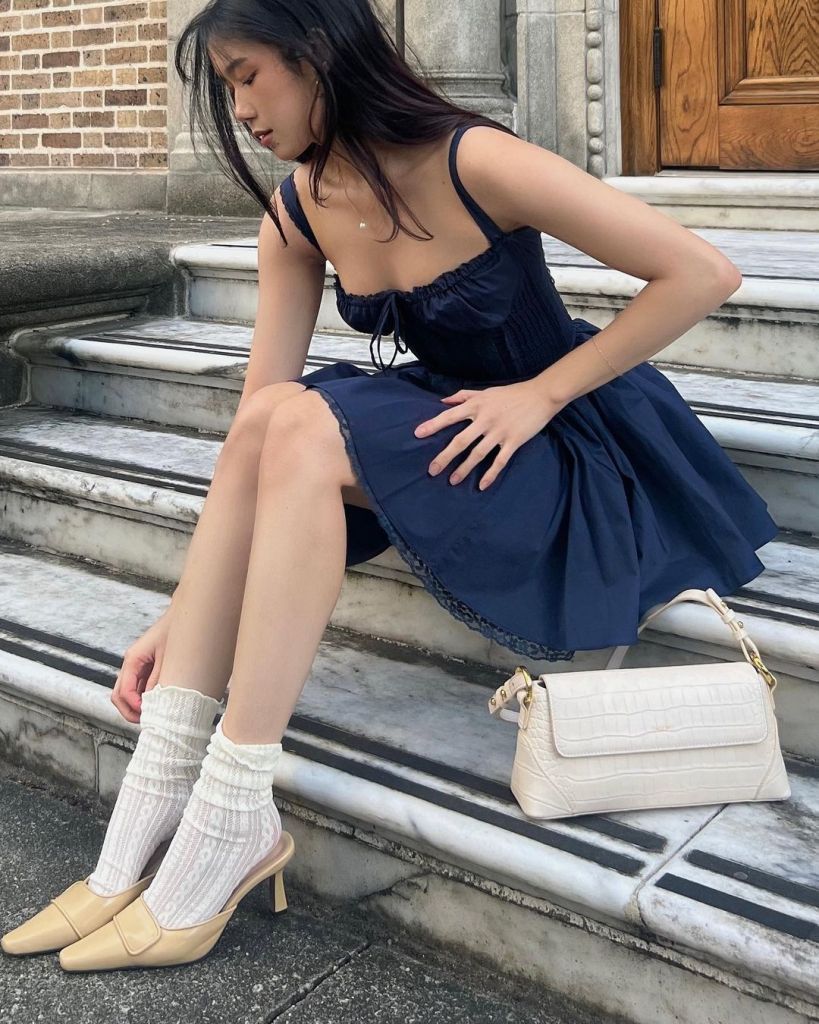 Preppy Charm: Navy Dress with Beige Kitten Heels Preppy Charm: Navy Dress with Beige Kitten Heels — Kitten Heels Outfits