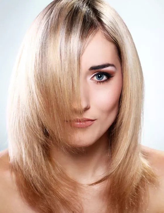 Ash Blonde Lob With Face Framing — Hairstyles for Square Faces