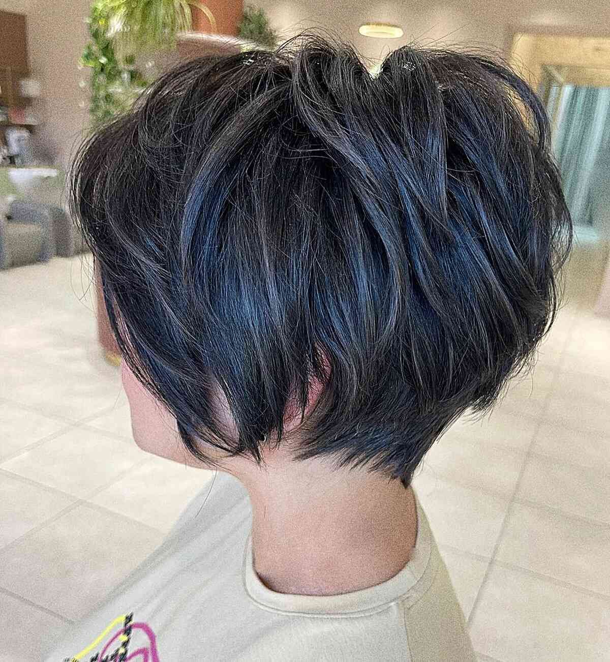 Soft Waves on a Collarbone Bob — Pixie Bob