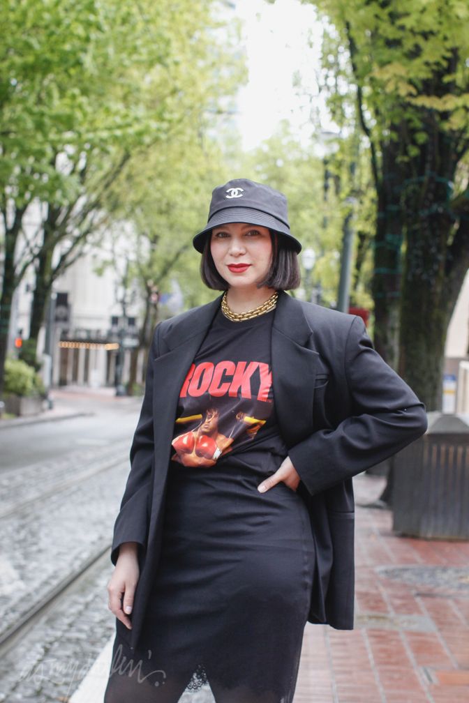 Edgy Urban Style with a Graphic Tee and Lace Skirt Edgy Urban Style with a Graphic Tee and Lace Skirt — Portland Outfits