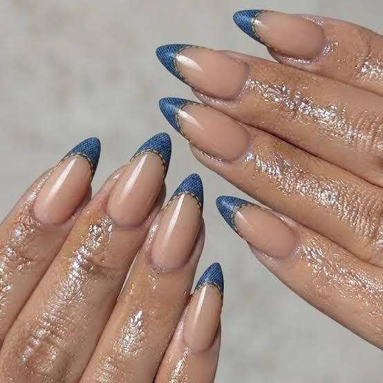 Sheer Nude Base Denim Blue French Tips Sheer Nude Base Denim Blue French Tips — Denim Nails