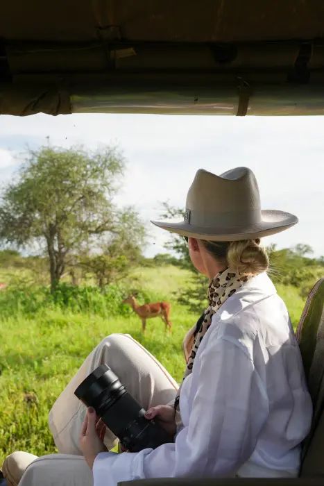 Relaxed White Linen Shirt with Safari Hat — Safari Outfits